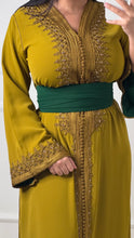 Charger l&#39;image dans la galerie, Caftan Alya vert olive
